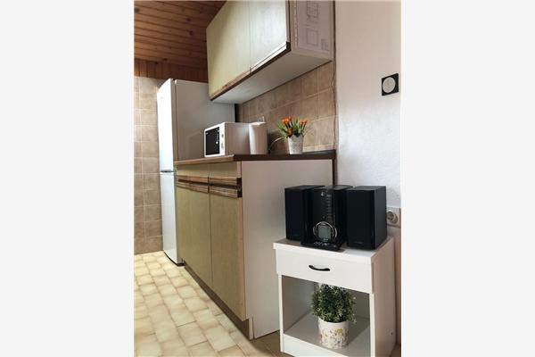 Apartment A1, for 5 persons