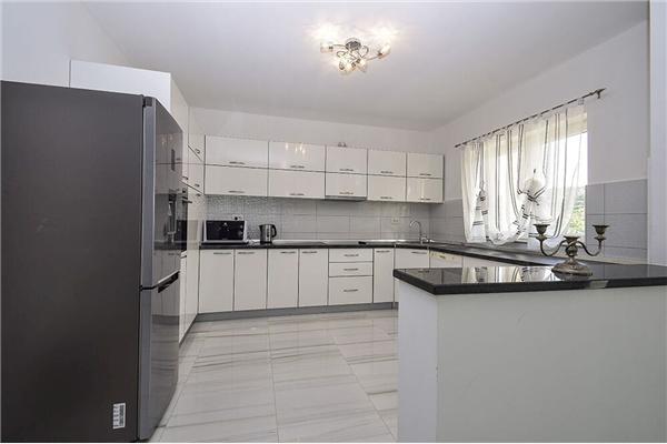 House K1, for 10 persons