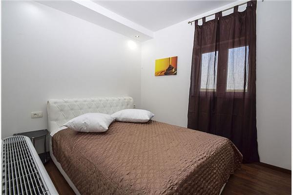 House K1, for 10 persons