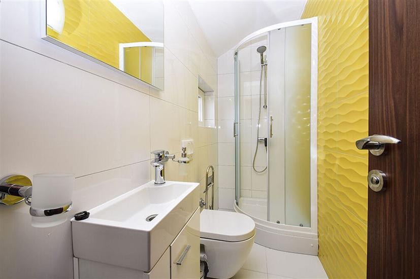 House K1, for 10 persons