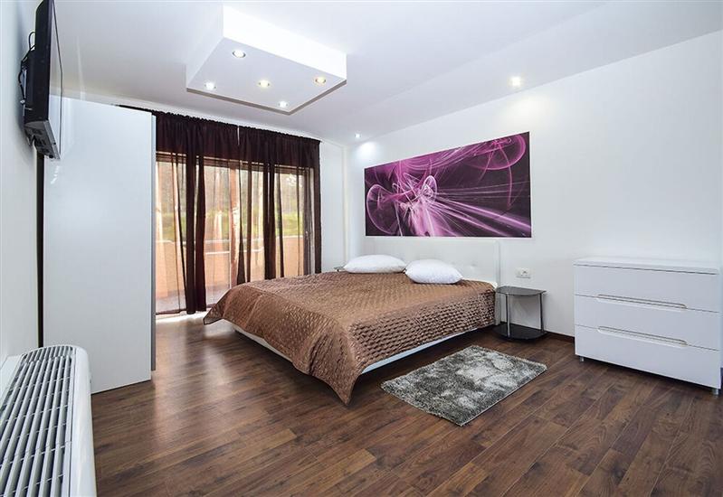 House K1, for 10 persons