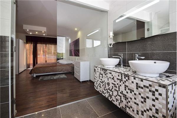 House K1, for 10 persons