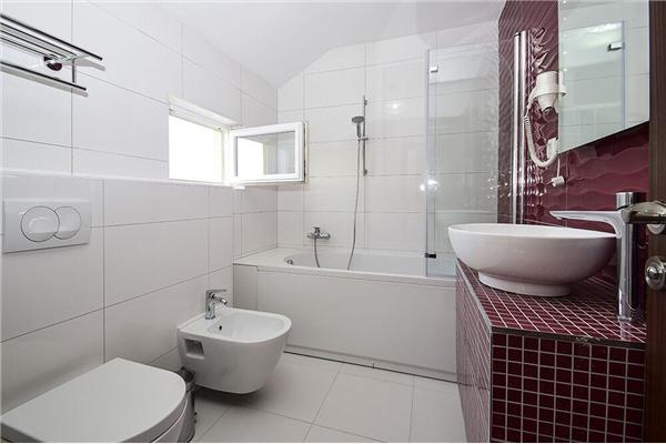 House K1, for 10 persons