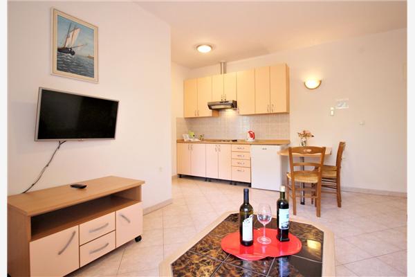 Apartment A4, for 3 persons