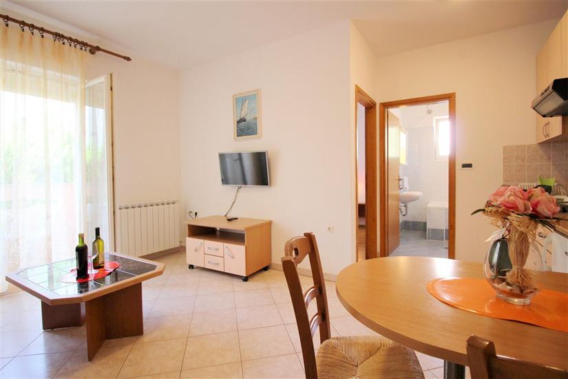 Apartment A4, for 3 persons
