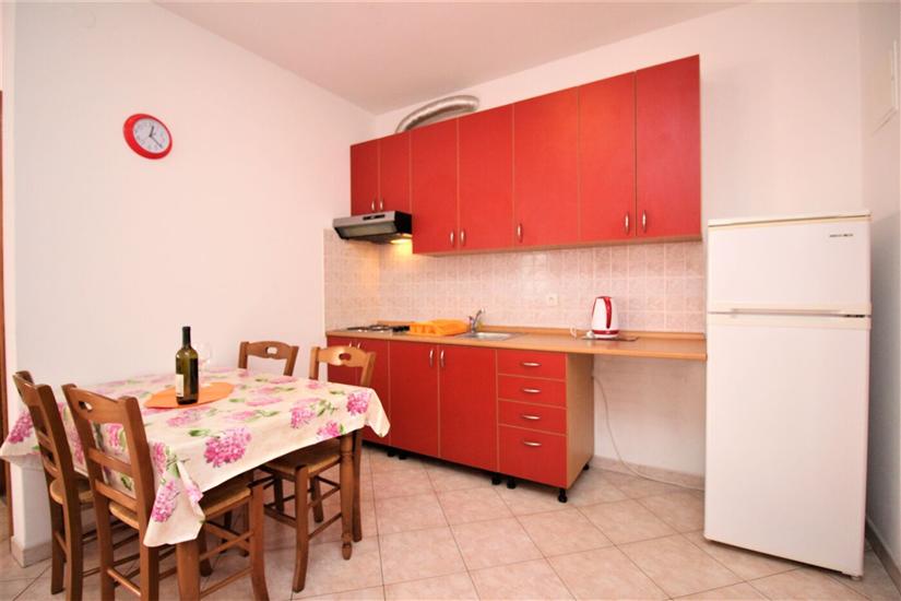 Apartment A1, for 5 persons