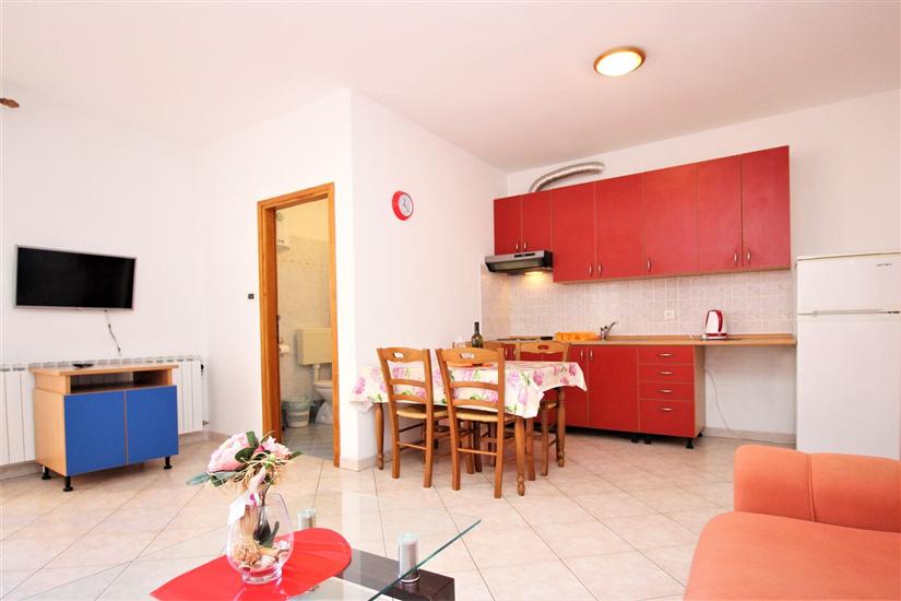Apartment A1, for 5 persons