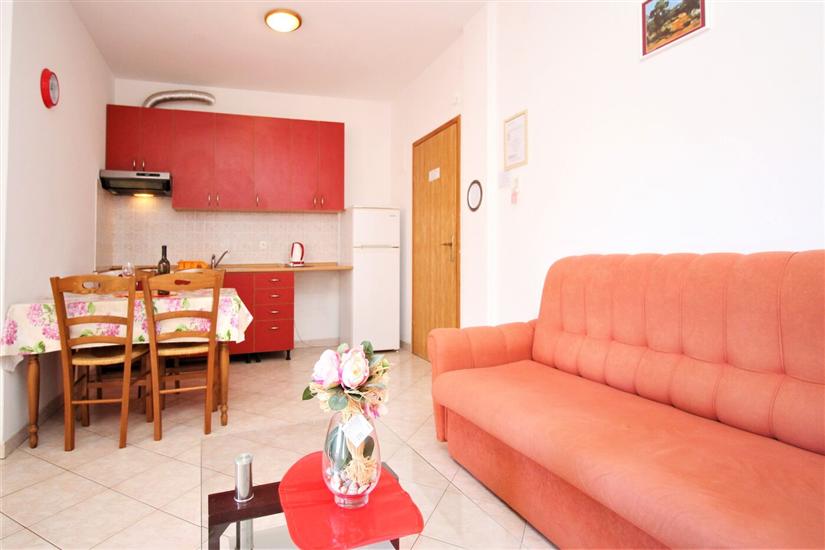 Apartment A1, for 5 persons