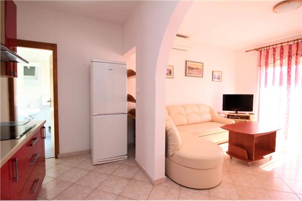 Apartment A7, for 6 persons