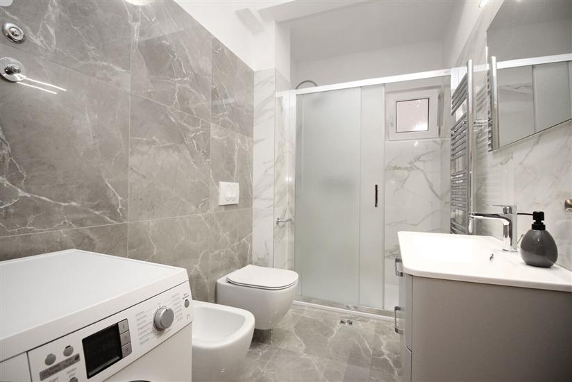 Apartment A7, for 6 persons