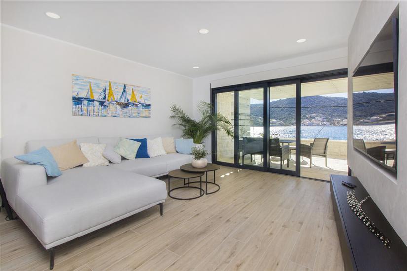 House K1, for 8 persons