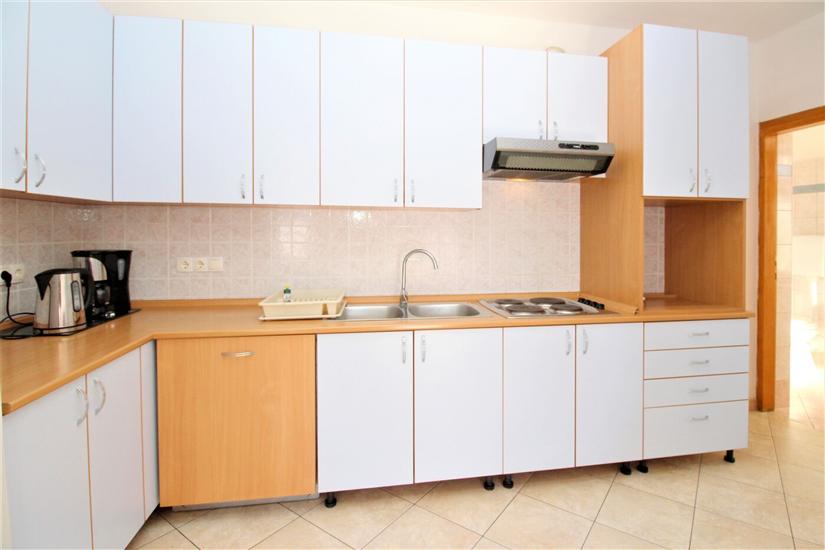 Apartment A2, for 6 persons
