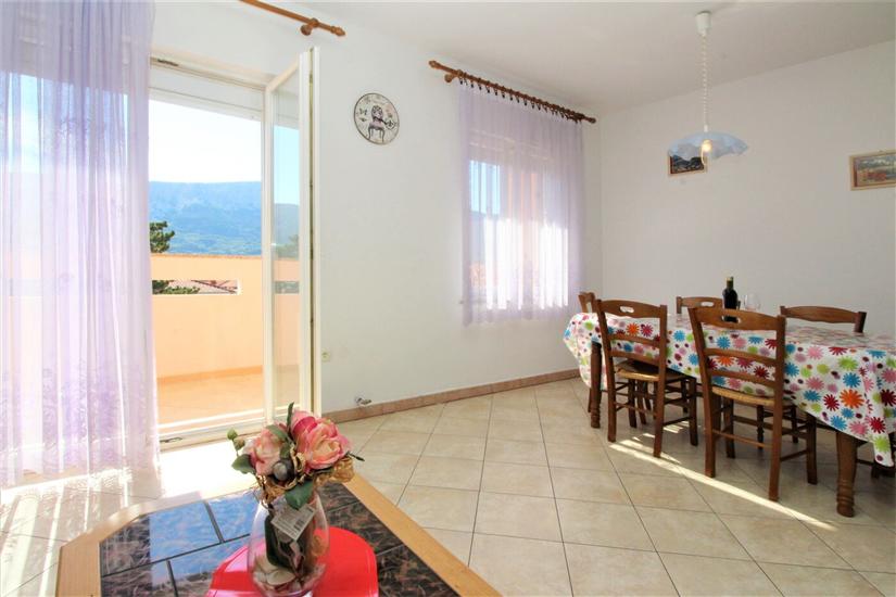 Apartment A2, for 6 persons