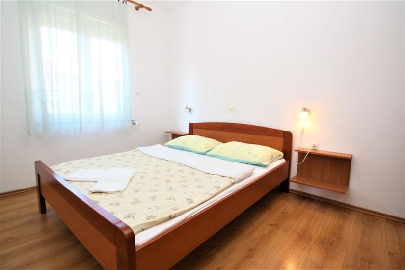 Apartment A2, for 6 persons