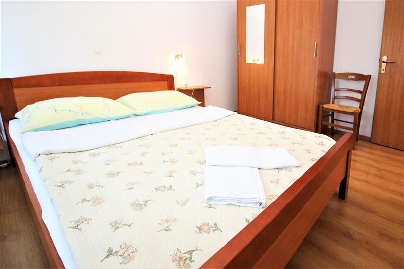 Apartment A2, for 6 persons