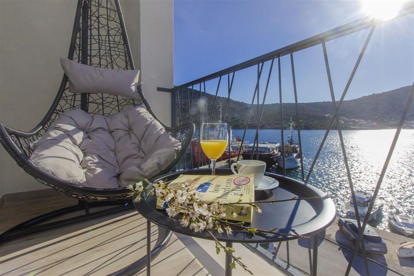 House K1, for 8 persons