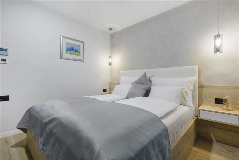 House K1, for 8 persons