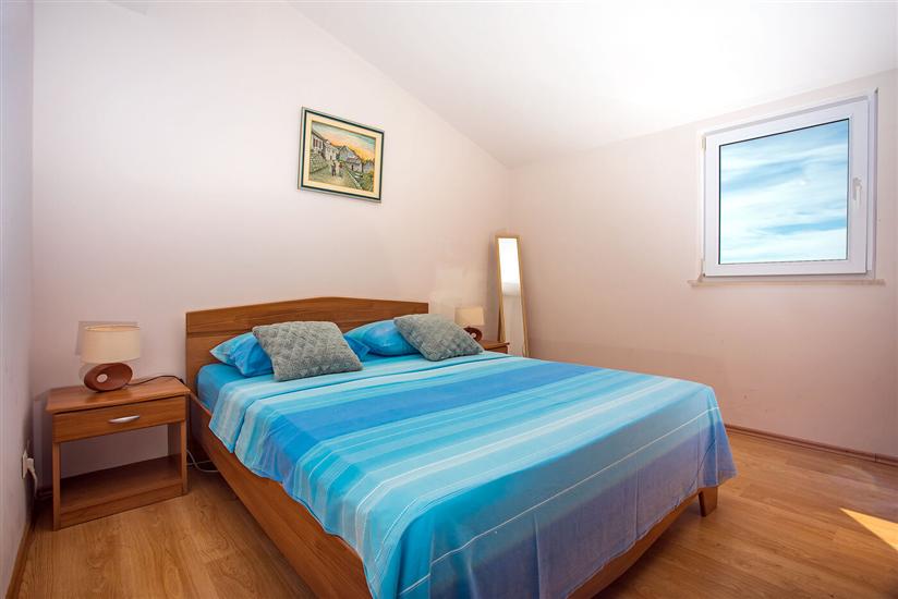 House K1, for 8 persons