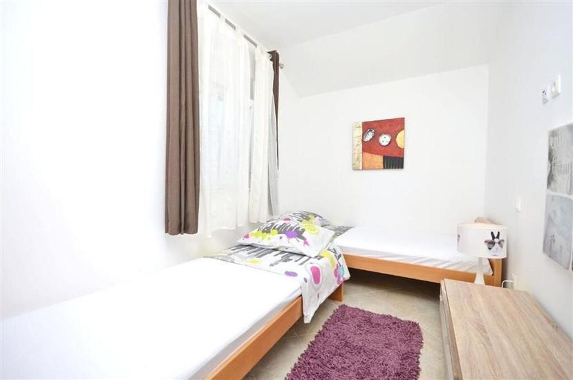 Apartment A1, for 10 persons