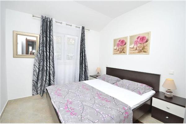 Apartment A1, for 10 persons