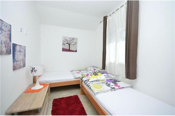Apartment A1, for 10 persons