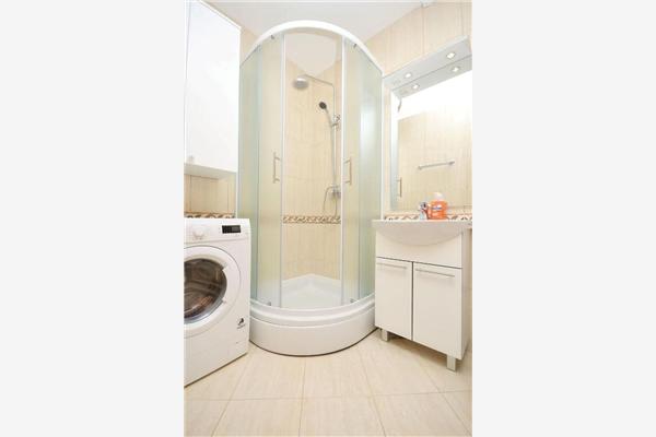 Apartment A1, for 10 persons