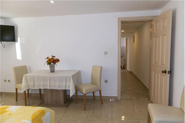 Apartment A5, for 4 persons