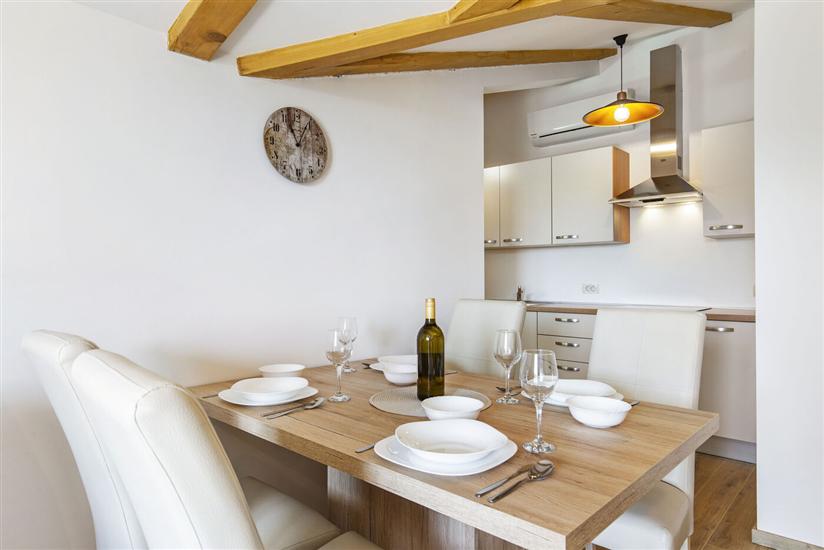 Apartment A2, for 4 persons