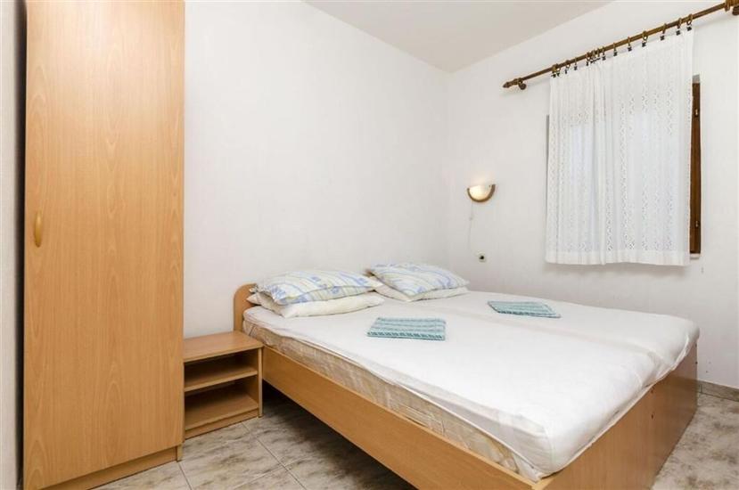Apartment A2, for 3 persons