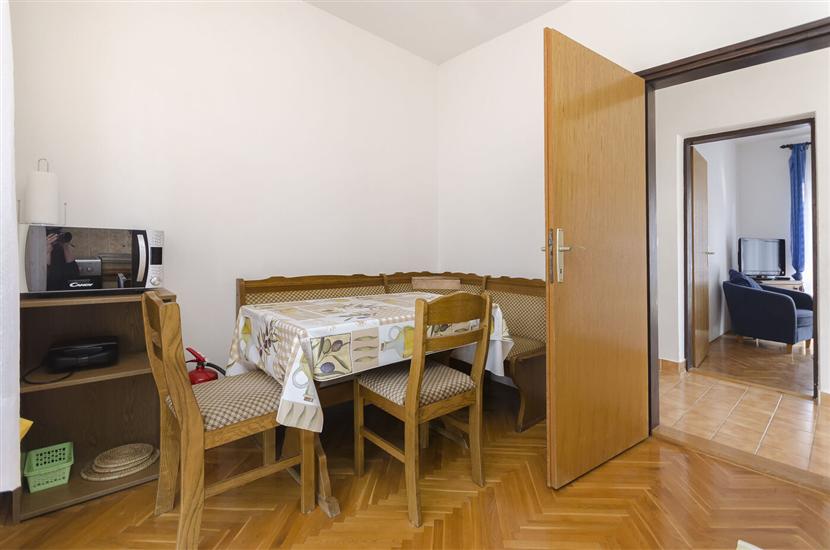 Apartment A2, for 4 persons
