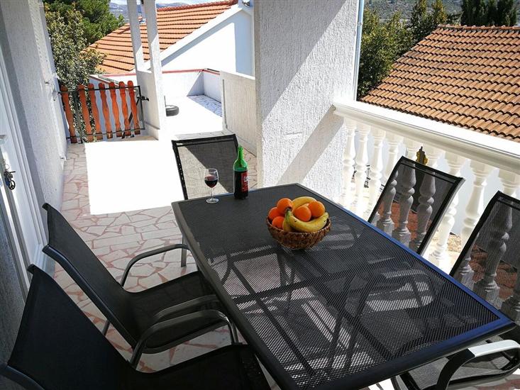 Lägenhet A4, för 8 personer