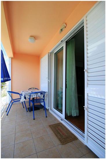 Apartment A2, for 4 persons