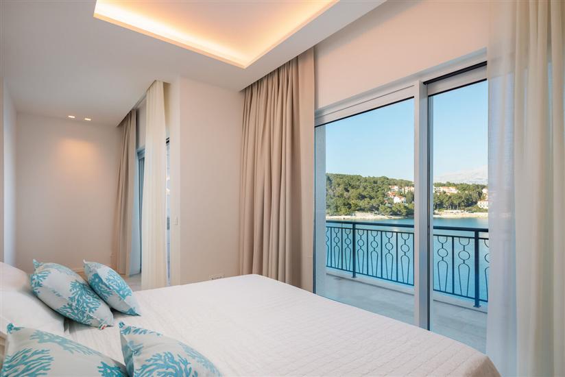 House K1, for 8 persons