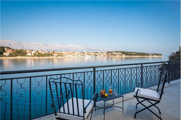 House K1, for 8 persons