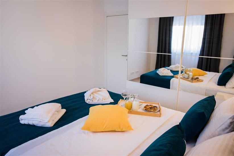 Apartment A1, for 5 persons