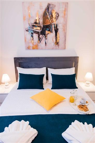 Apartment A1, for 5 persons