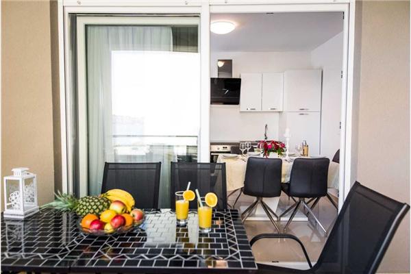 Apartment A1, for 5 persons
