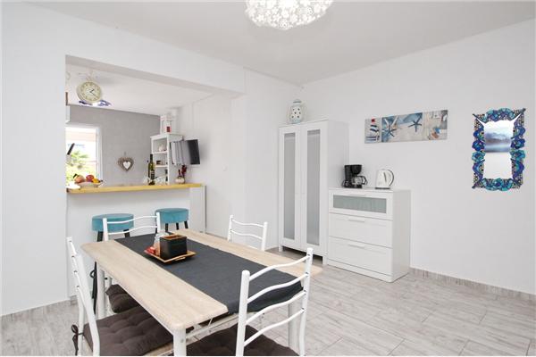 Apartment A1, for 4 persons