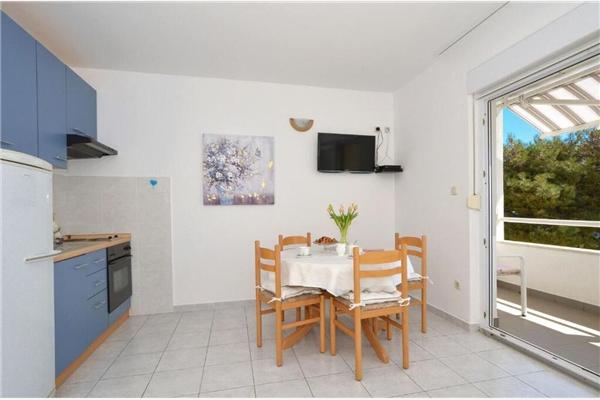 Apartment A2, for 4 persons
