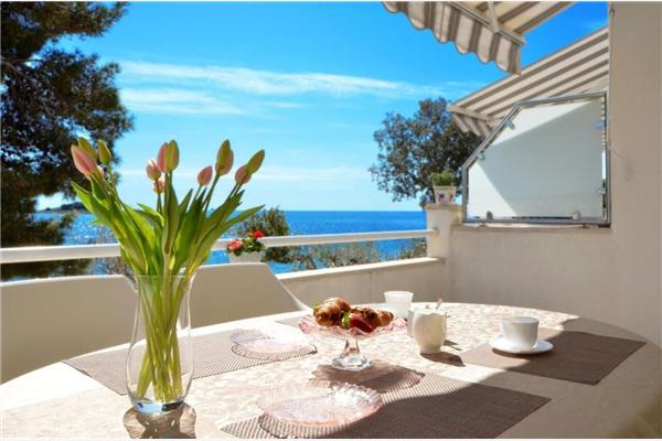 Apartment A1, for 4 persons