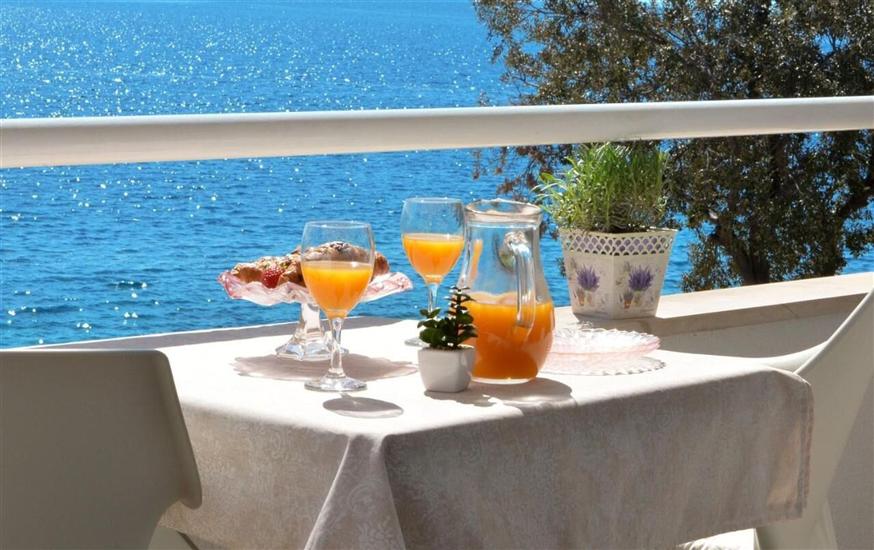 Apartment A2, for 4 persons