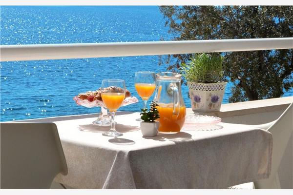 Apartment A2, for 4 persons