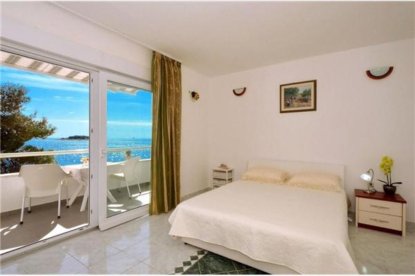 Apartment A2, for 4 persons