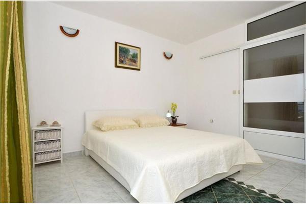 Apartment A2, for 4 persons