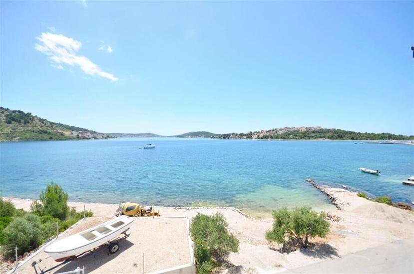 Apartment A4, for 4 persons