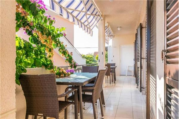 Apartment A4, for 6 persons