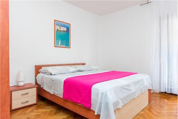 Apartment A4, for 6 persons