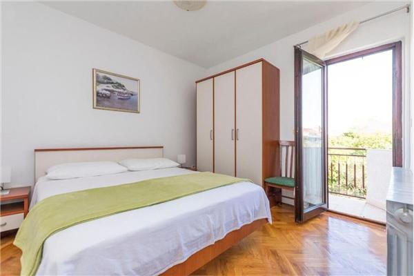 Apartment A4, for 6 persons