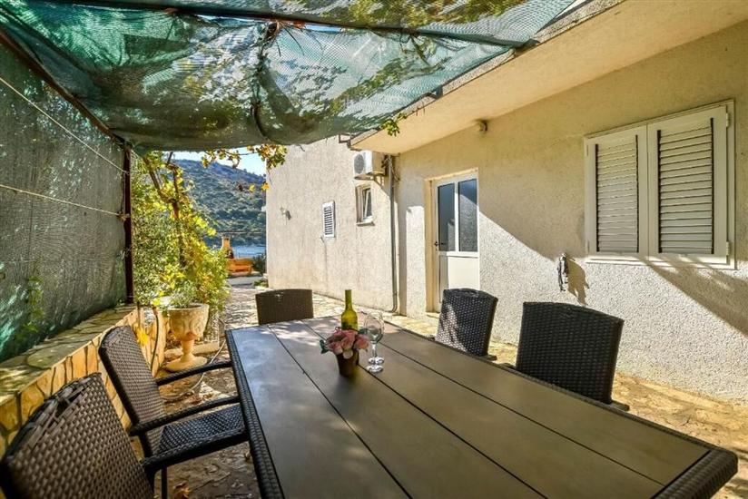 Apartment A3, for 5 persons