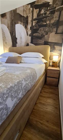 House K1, for 18 persons